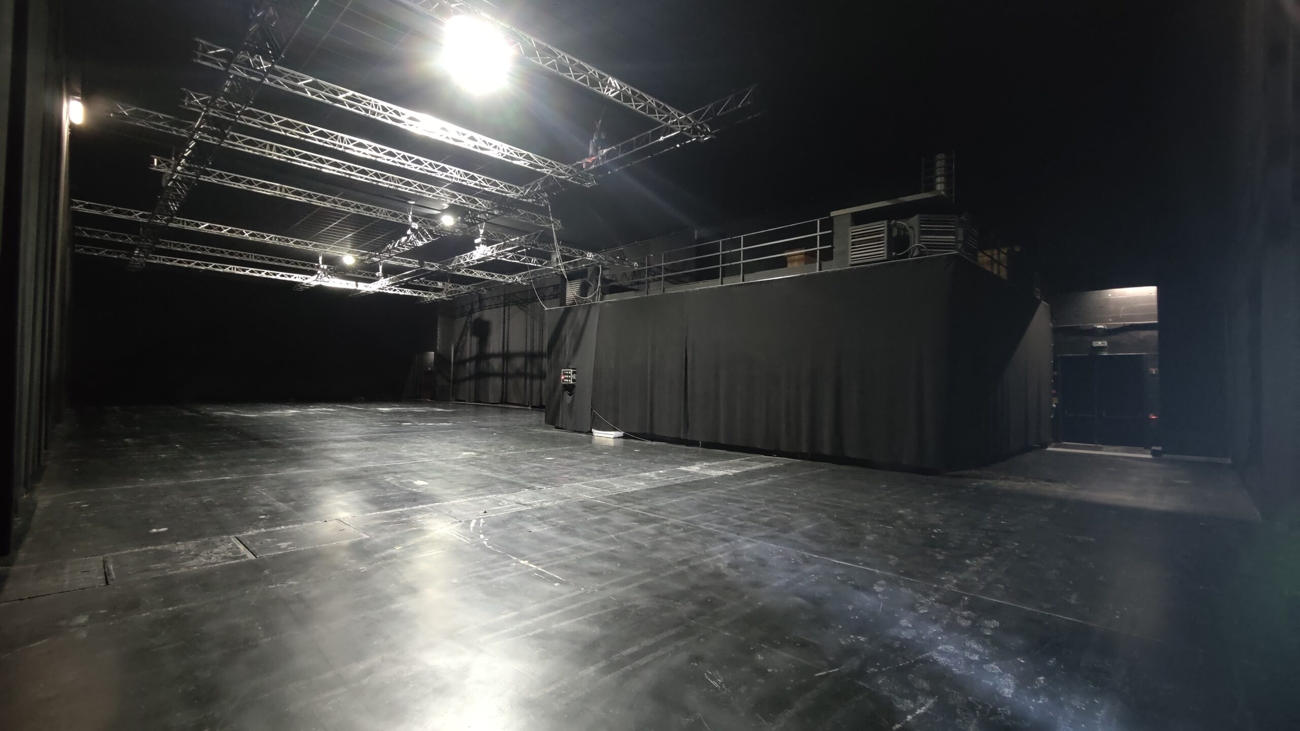 Studio 11 - blackbox (3)